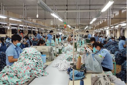 Doanh nghiệp may ở Sài Gòn chật vật thích nghi với giãn cách xã ...